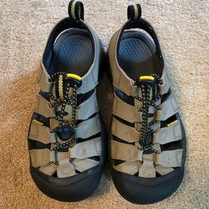 🚫SOLD🚫 Keen Newport Sandal Youth US 2, EU 34